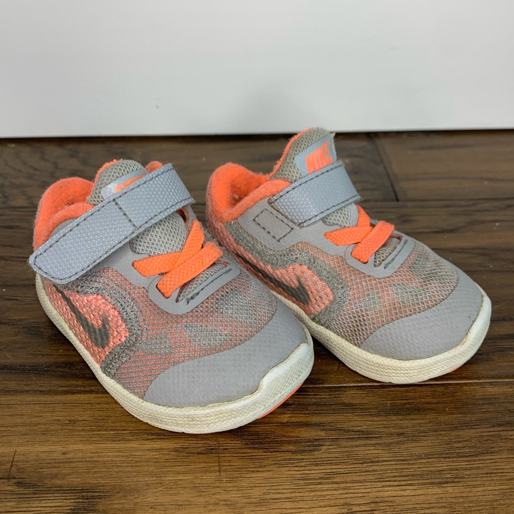 Gray Girls Nike Revolution 3 Shoes